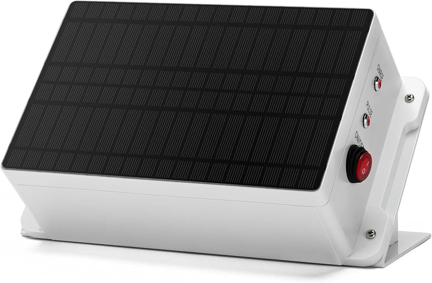 This Solar Fence Charger Can Power 5.6 Miles of Electric Fencing Without the Grid