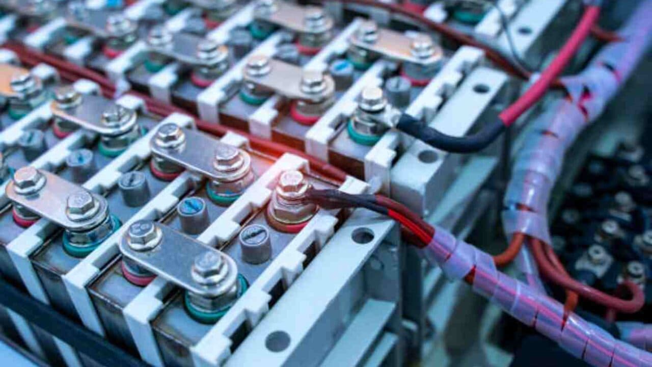 MOBILITY: ITALY AT THE FOREFRONT OF NEW BATTERY DEVELOPMENTSUMMIT OF EXPERTS AND ENTREPRENEURS AT “BATTERY DAY 2025” AT BOLOGNAFIERE